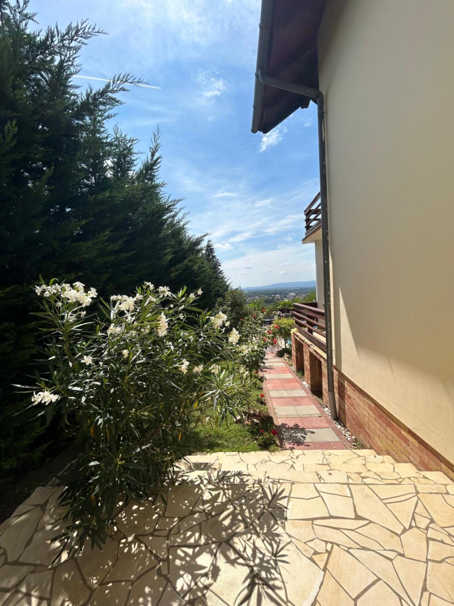 Villa Somlyo Fot Екстер'єр фото